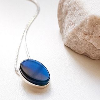 Necklase.